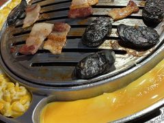 -青瓦炭韩潮烤肉(花园道店)