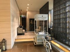 -上海波特曼丽思卡尔顿酒店