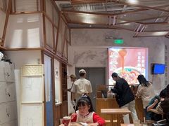 大堂-小满手工粉(上海月星环球港店)
