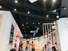 -85度C(生甜甜圈研究工坊·上海平凉店)