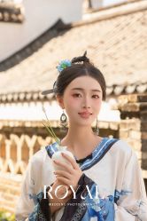 点击看大图 -挪娅婚纱摄影皇家会所