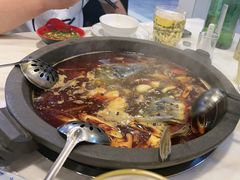 -安吉美渝石锅鱼(芜园西路店)