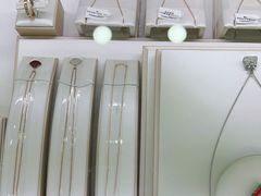 -海星奢选二手奢侈品手表包包鉴定回收寄卖(墨玉南路店)