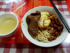招牌辣肉干拌面-辣肉面大王(天平路店)