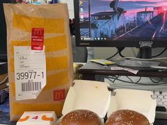 -麦当劳(中唱大厦店)