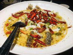 黃金酸菜魚-鱼亨小鲜酸菜鱼(大信店)