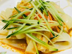 -清真·玛丽亚新疆菜主题餐厅(浙江中路店)