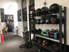 -汗水空间私教健身连锁(SM广场店)