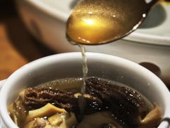-一坐一忘云南菜(嘉里中心店)