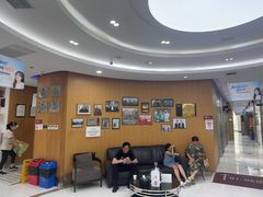 -雅悦齿科(顾村公园店)
