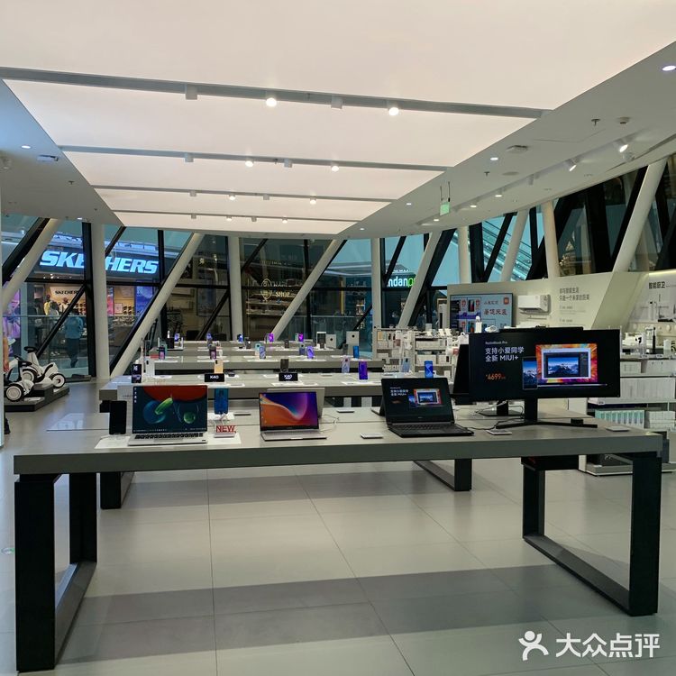 来福士的小米之家[得意]超级大 | 平衡车车🚗都有