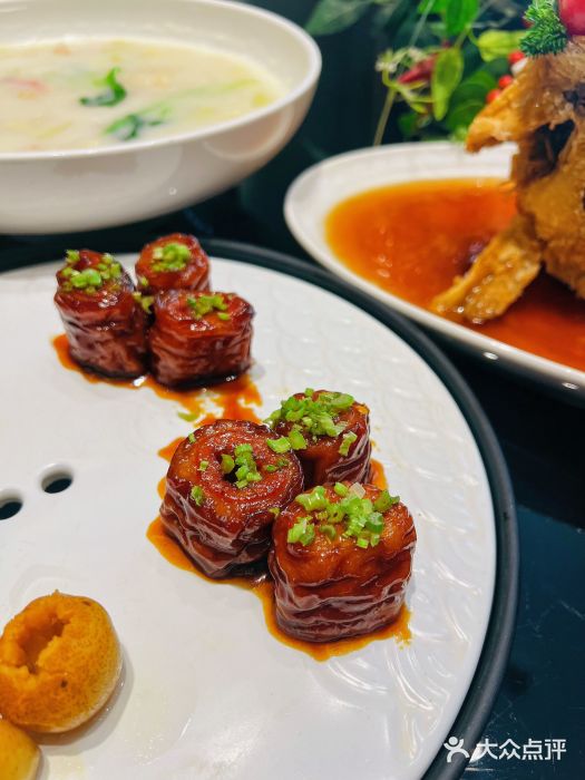 闫府私房菜·百年鲁菜(恒隆店)图片