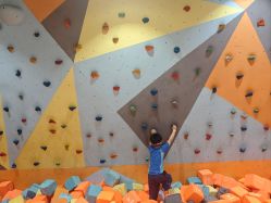 -反弹蹦床公园·运动乐园·团建·亲子派对(深圳观澜湖店)