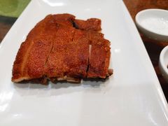 烤乳猪-熠盛粤味·顺德桑拿鸡(永康路店)