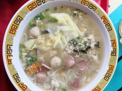 粿条汤-大华猪肉粿条面