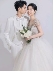 -挪娅婚纱摄影皇家会所