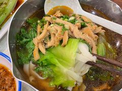 -王拐拐热干面·武汉三鲜豆皮(徐家汇店)