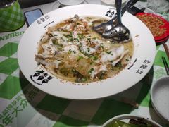 -渔语鱼酸菜鱼新川菜(来福士店)