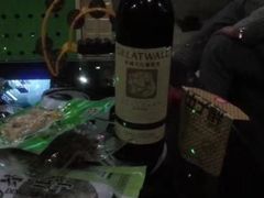 -圣地雅歌KTV(市府广场店)