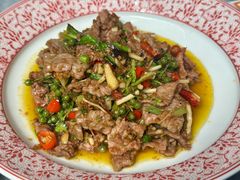 -蔼若春.传承三十年云南菜(金碧公园店)