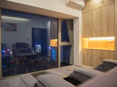 -得闲·高空SPA(东盟店)