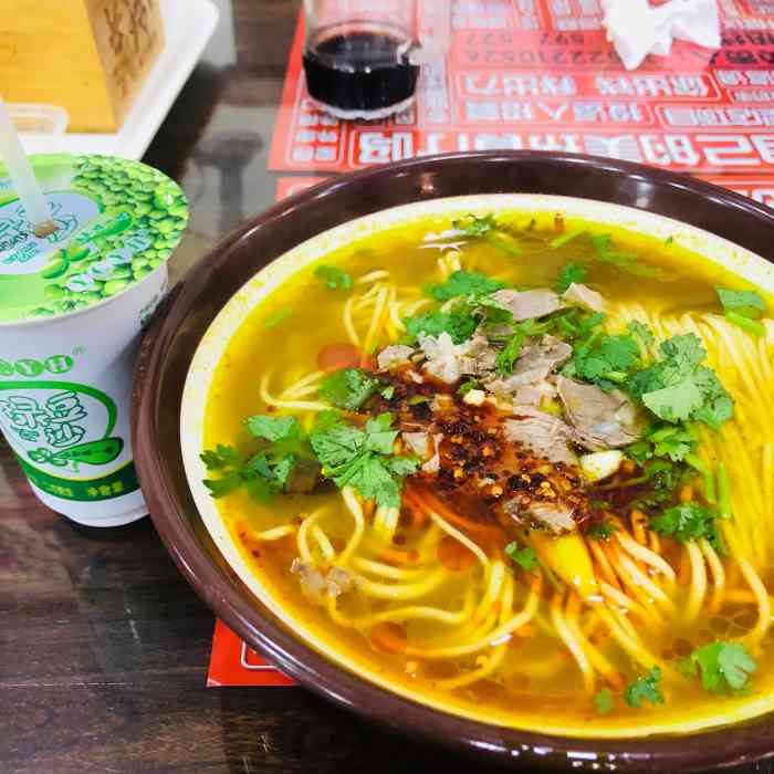 美玲拉面(食品街店)-"打卡美玲拉面,特别喜欢他家黄汤拉面,这次.