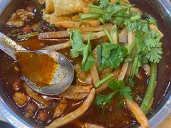-柳州肥姨妈大骨螺蛳粉(东靖路店)