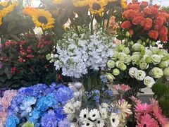 -亭亭鲜花店(中山北路店)