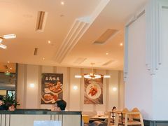 -港丽餐厅(高德置地店)