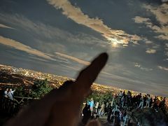 -鬼笑石后山停车场