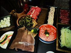 -吼堂老火锅(湖滨银泰in77店)