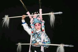点击看大图 -霓裳雅韵京剧戏曲摄影(豪苑大厦店)