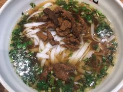 -湘人龙记老长沙米粉(华普国际大厦店)