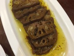 -虹泥小厨(南国花园总店)