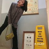 价格一两百的买手店真滴也是非常难找..[胜利]