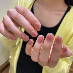 -手牵手美甲