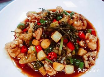 今天带大家解锁一道重口味的美食——馋嘴牛蛙