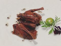 黑鬆露鮑魚釀乳鴿-Yan Ting宴庭中餐厅-长沙瑞吉酒店(运达店)