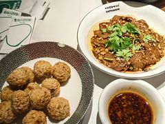 锅巴藕圆子-鑫小城故事·藕汤·家常菜(台北一路总店)