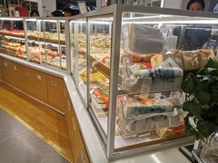 面包甜点陈列柜-清真全盛斋传统糕点(高新中大店)