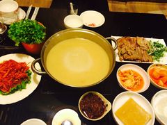 -英子补身汤(海兰路店)
