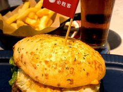-必胜客(桂林中山店)