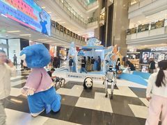 -上海来福士广场