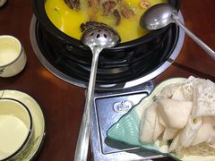 -菌之家·专业纯野生菌火锅·特色炒菌