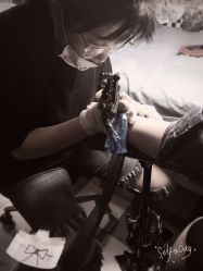 -越域刺青