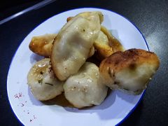 -舒蔡记生煎菜饭(云南中路店)