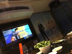 -唯爱KTV聚会餐厅(仙林东城汇店)