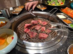 -韩烧牛中牛·甄选黑牛烤肉(黑金店)
