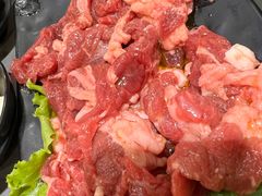 -啊美丽炭火烤肉(滑翔一店)