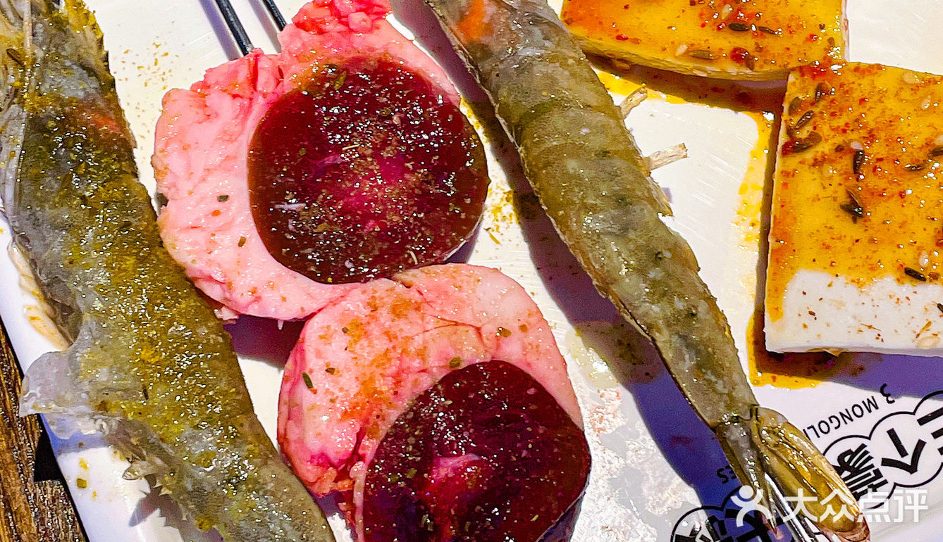 魔都超赞夜宵三个蒙古大叔烤羊肉串